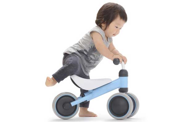 Lựa chọn xe đạp trẻ em phù hợp với tuổi của con