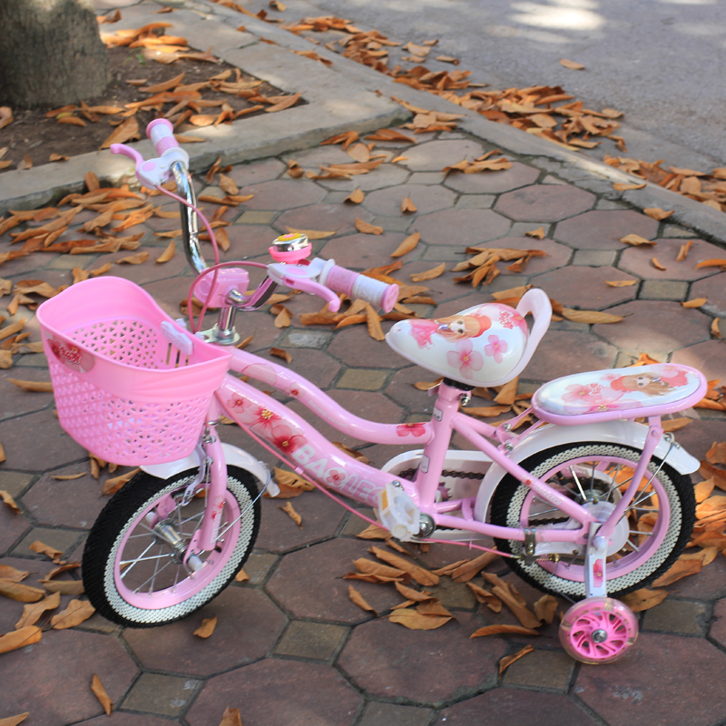 Xe đạp màu hồng dành cho trẻ em hàng cao cấp - Giá cực sốc Bạn muốn tìm kiếm một chiếc xe đạp tốt nhất cho con bạn? Xe đạp màu hồng dành cho trẻ em hàng cao cấp sẽ là sự lựa chọn tốt nhất của bạn. Với thiết kế đẹp mắt và chất lượng cao, sản phẩm này không chỉ giúp con bạn vui chơi mà còn tạo ra những trải nghiệm tuyệt vời. Đặc biệt, giá cả cực kỳ sốc và hợp lý, bạn sẽ không thể tìm được sản phẩm tốt hơn ở đâu khác.